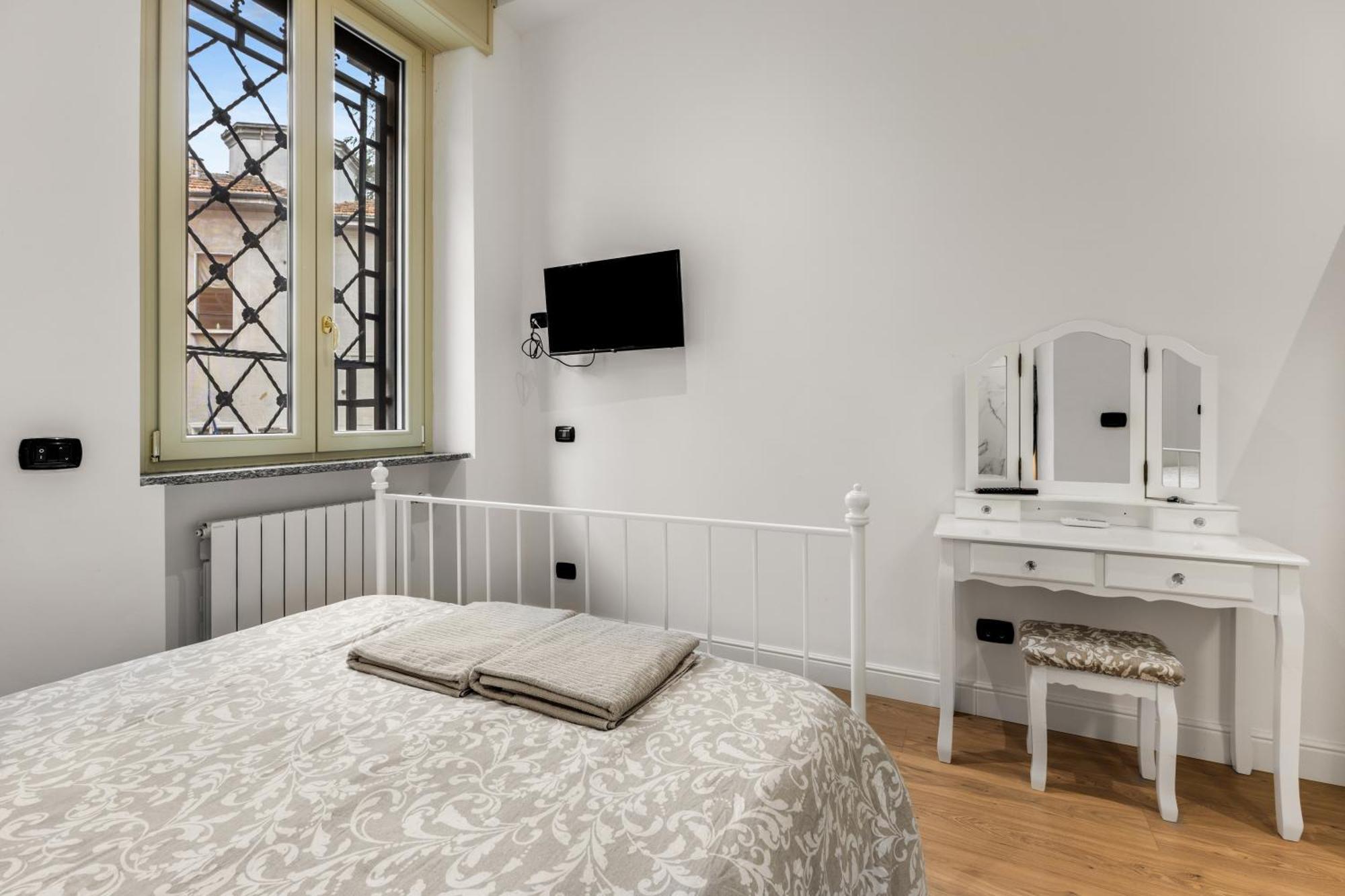 Dolce Rooms Милан Экстерьер фото